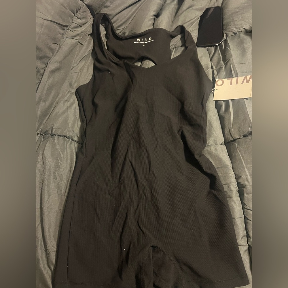 Willow Black and Gray Ensemble